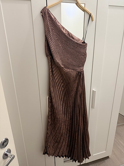 Juhlamekko koko 40