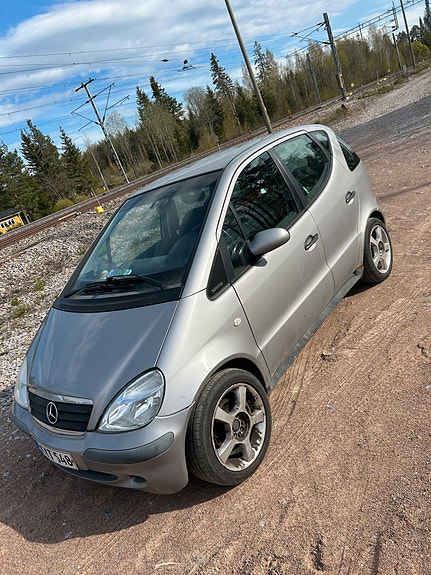 Mercedes-Benz A 190 osina