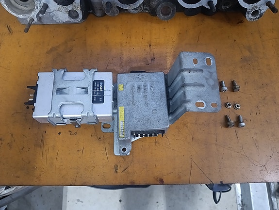 Volvo airbag moduli
