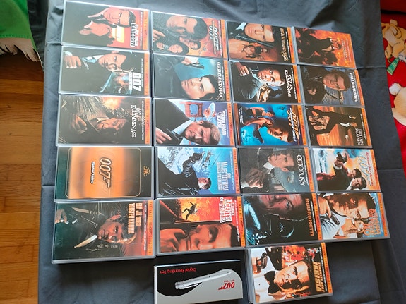 James Bond 007 VHS-elokuvakokoelma