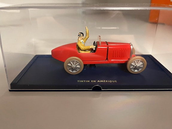 Tintin in Car Atlas Car No. 54 Bugatti 37 Sport Tim in America 1.14FENN
