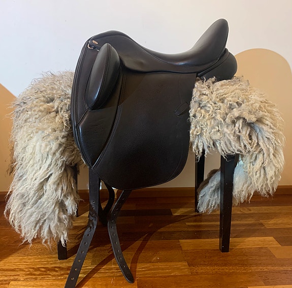 Koulusatula Kemnevall 17"