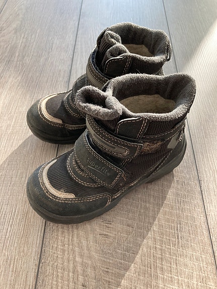 Superfit talvikengät 29