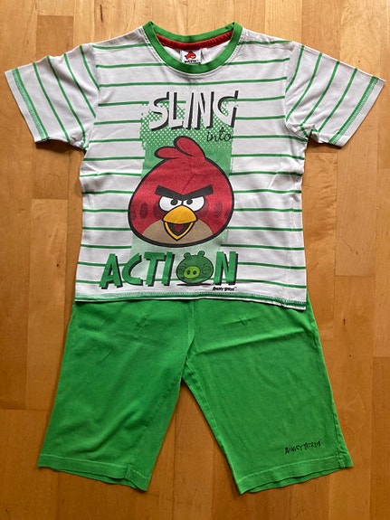 Angry Bird kesäpyjama, koko 120