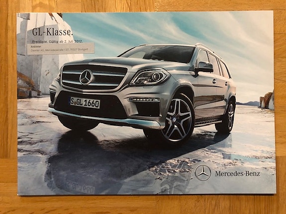 Hinnasto & lisävarusteet Mercedes X166 GL-sarja 2012 - esite