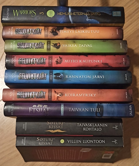 Erin Hunter kirjoja