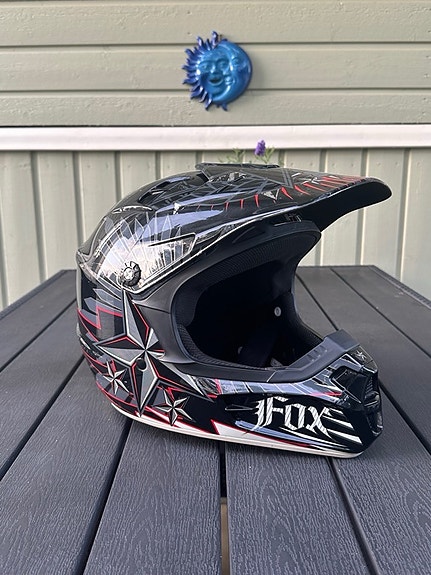Fox V1 Pilot kypärä (S) 55-56cm