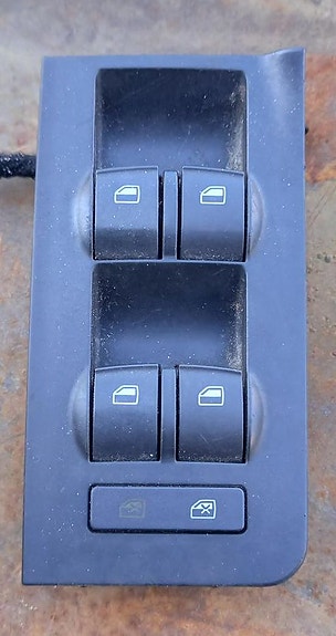 Audi A3 8L / A6 lasinnostimen katkaisijat
