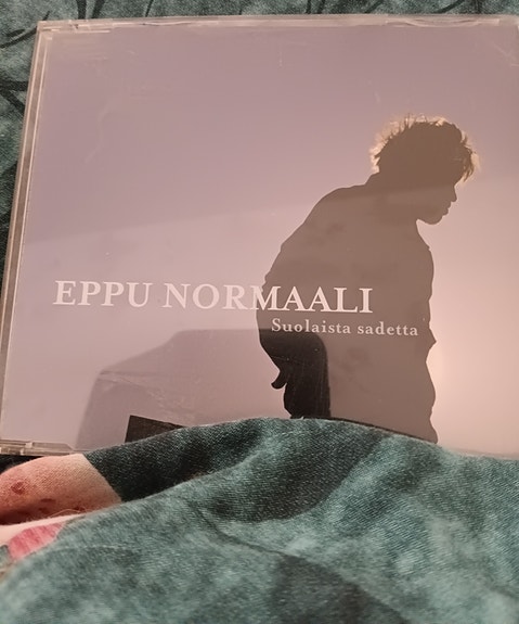 Eppu Normaali singlet/cd-levyjä