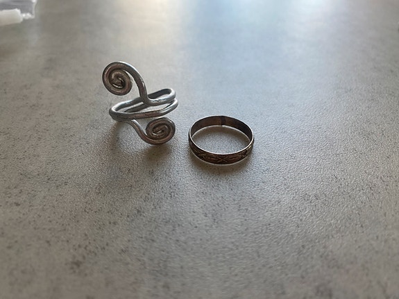 Product image 1 of 3