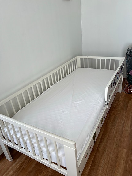 Children’s Bed for Sale + mattress , 160 x 70 cm Price: 40 €. Pickup: Leppävaara