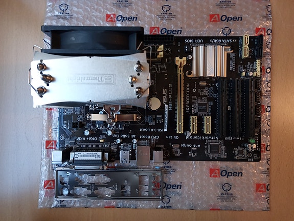 Asus H81-PLUS + i5 + 8GB + Asus STRIX GTX 960 4GB