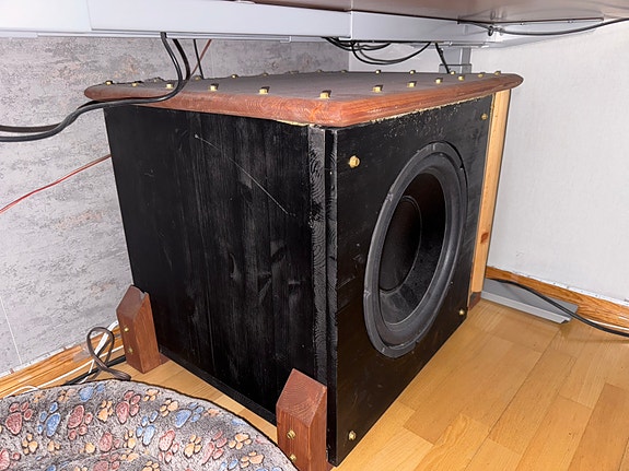 15” subwoofer