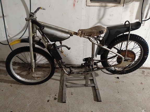 Minispeedway pyörä - projekti/ilman moottoria