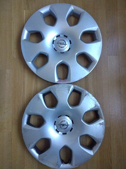 Opel 16" pölykapseli (2 kappaletta)