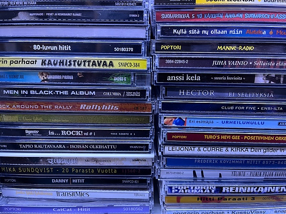 Huima määrä kotimaista musiikkia