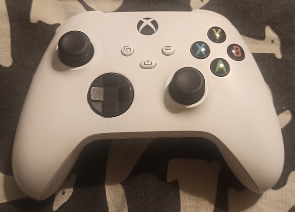PS1 PS2 PS3 PS4 Xbox 360 Ohjaimet