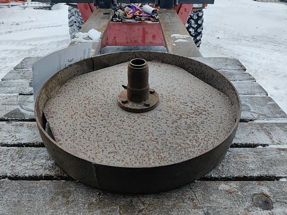 Tukipyörä vanhaan sarka-auraan