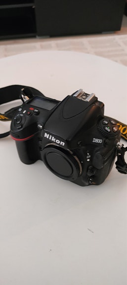 Nikon D800 järjestelmäkamera runko