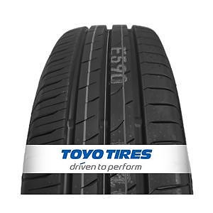 Uudet Toyo 215/70R16 kesärenkaat rahteineen