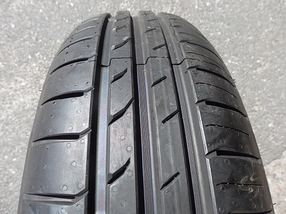 Uudet Goodride 155/70R13 kesärenkaat rahteineen
