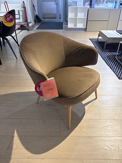 BoConcept Charlotte-nojatuoli. ovh. 1480 e