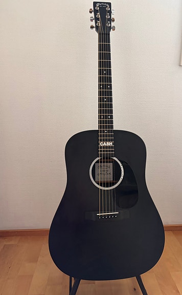 Martin DX Johnny Cash kitara