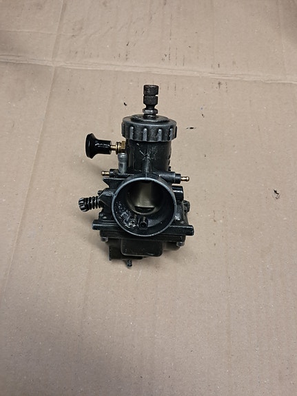 Mikuni kaasutin 28mm