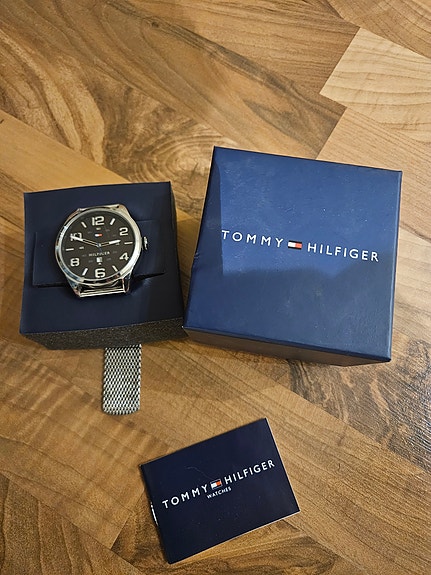 Tommy Hilfiger Rannekello