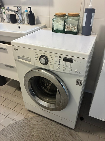 LG Inverter Direct Drive 7 kg pyykinpesukone
