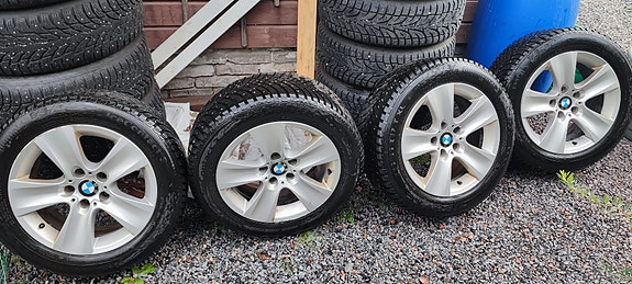 Talvirenkaat UUDET 225/55 R17 BMW vanteilla