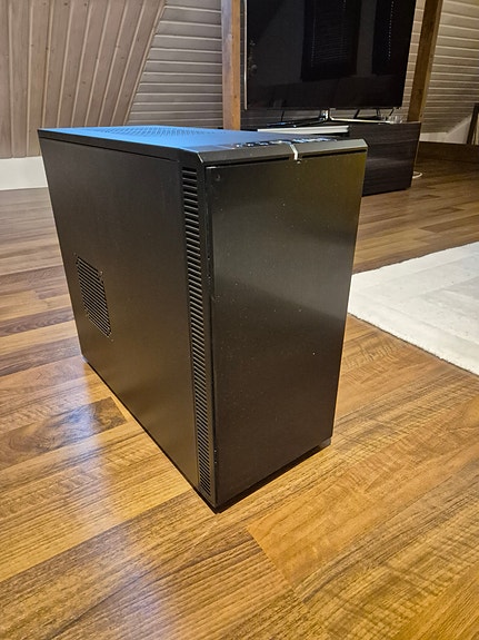 Fractal Define R4 ATX-kotelo