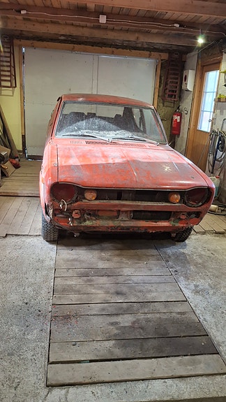 Datsun 100 a