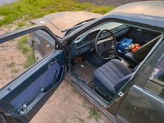 MB W124 purkuosia