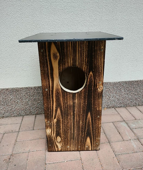 Lehtopöllön pönttö