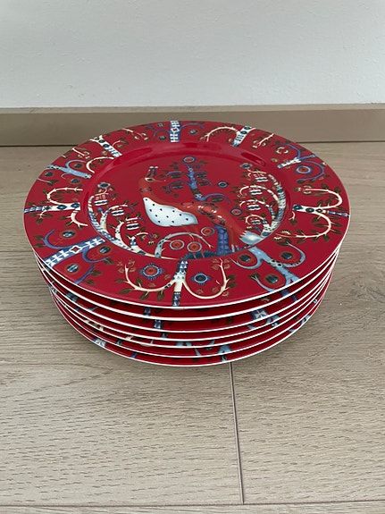 Taika lautaset punainen (22cm)