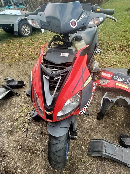 APRILIA SR 50