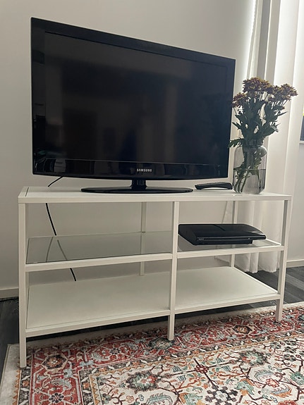 Samsung 32” TV