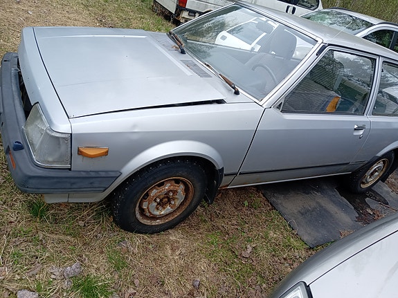 Mazda 323