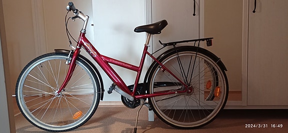 Tunturi Shape 26"  7-vaihdetta.  Todella siisti