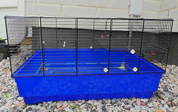 Hamsterin/jyrsijän häkki ja terraariot