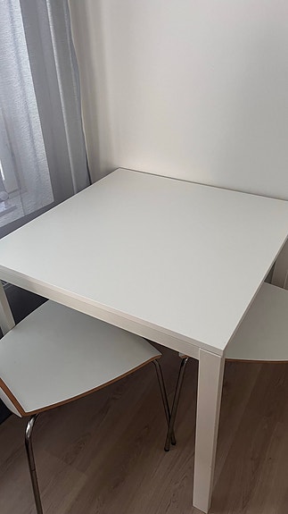 Ikea pieni valkoinen keittiöpöytä ja kaksi tuolia, Imatra/kuljetus