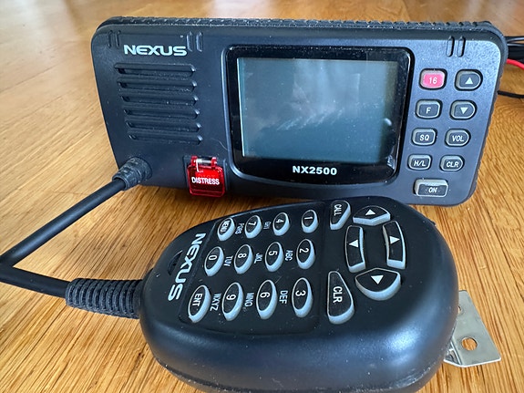 Nexus NX2500 VHF-radio