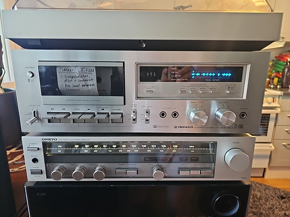 Onkyo TX-11 viritinvahvistin