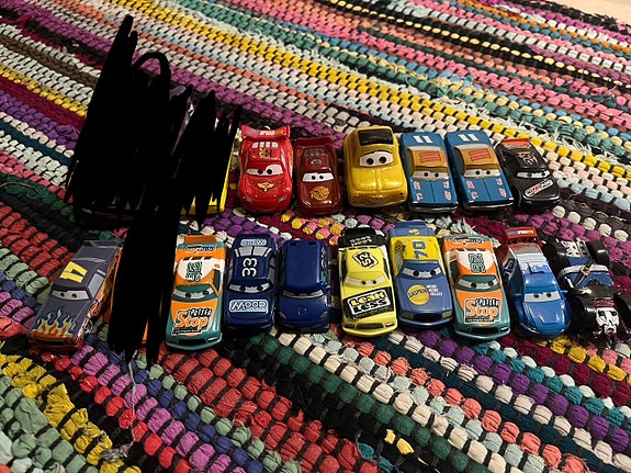 Disney Pixar Autot Pikkuautot