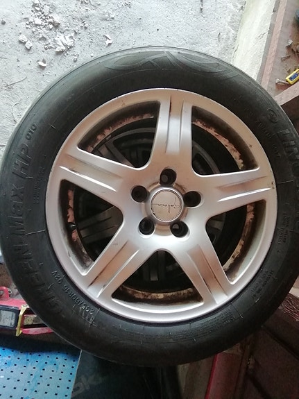 Alumiinivanteet 16" kesärenkailla 205/60