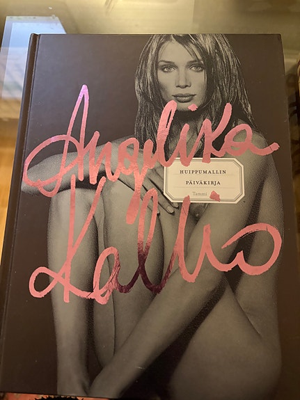 Angelika Kallio,Lenita Airisto