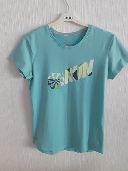 Niken t-paita