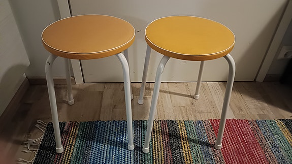 2 kpl retro keltainen jakkara 60-luvulta