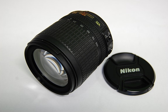 Nikon 18-105 DX VR korjattavaksi